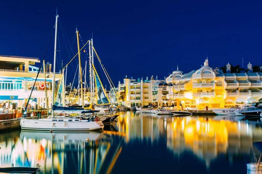 Sweet Home In Puerto Marina بينالماذينا المظهر الخارجي الصورة