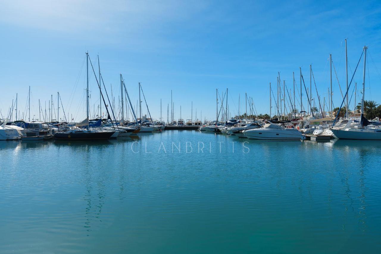 Sweet Home In Puerto Marina بينالماذينا المظهر الخارجي الصورة